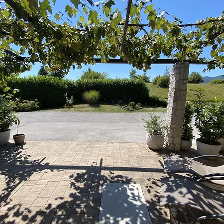 Spacious In Nature With Sauna! Apartamento