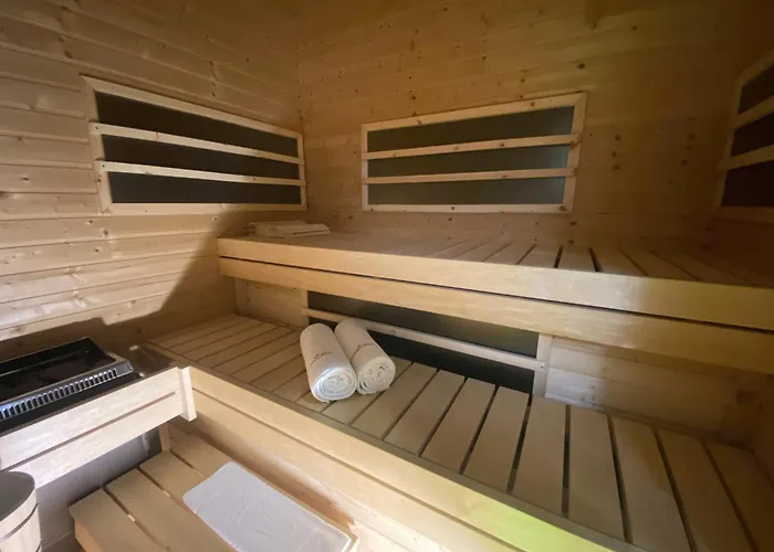 Spacious In Nature With Sauna! Postojna